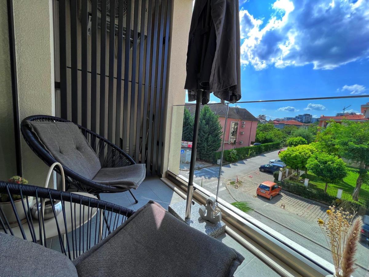 Azur Alegria Studio - Free Parking & Pool Saints Constantine and Helena Exterior photo
